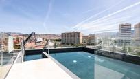 Piscina de Àtic en venda en  Granada Capital amb Aire condicionat i Terrassa