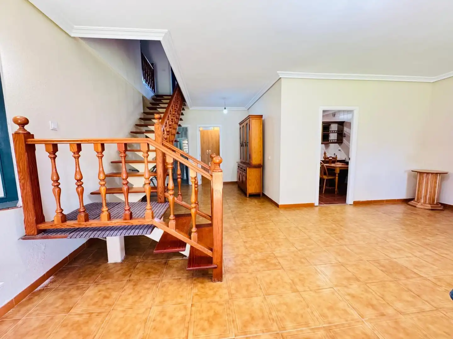 Houses for sale in Algeciras  with Private garden and Swimming Pool