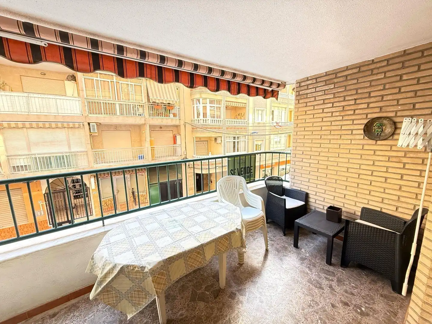 Terraza de Apartamento de alquiler en Torrevieja con Aire acondicionado, Terraza y Amueblado