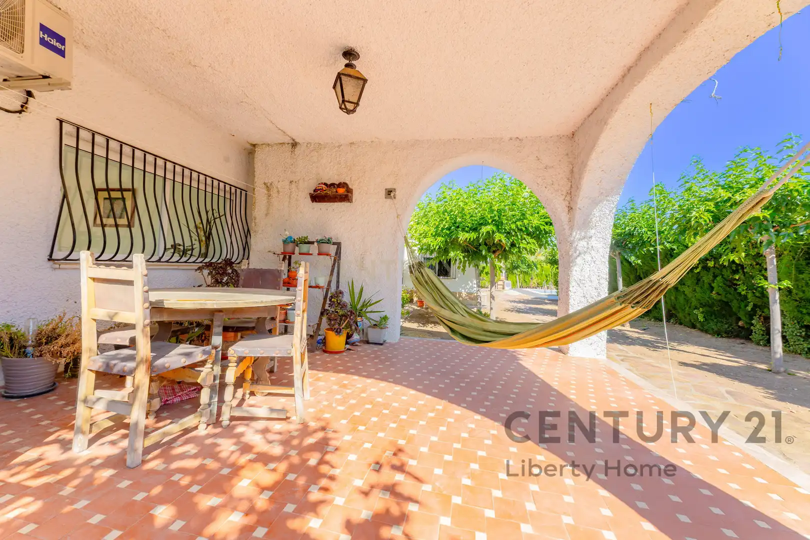 Vista exterior de Casa o xalet en venda en Náquera amb Aire condicionat, Jardí privat i Traster