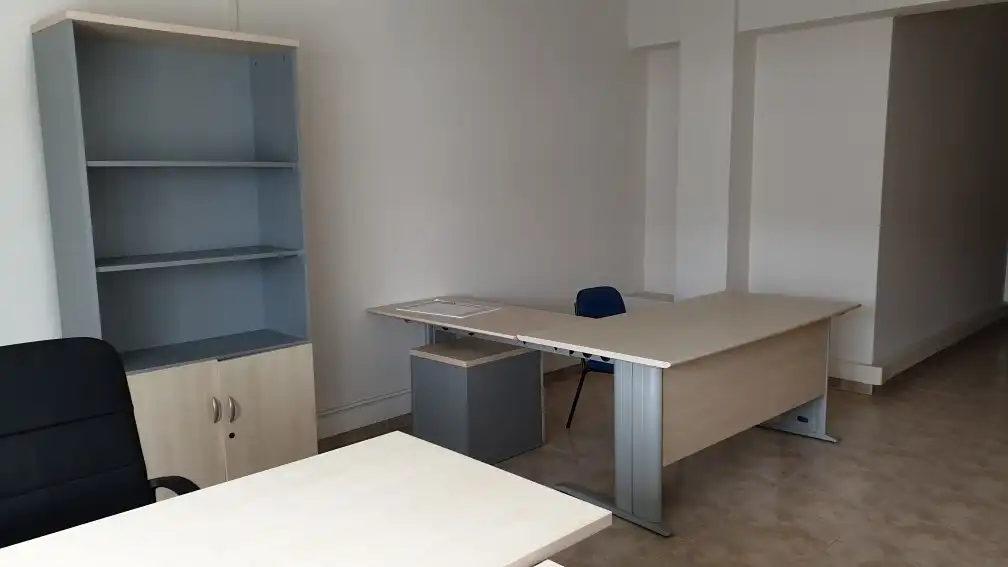Ufficio in affitto a Polígono de Pocomaco, A Coruña, imagen 11