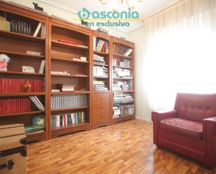 Bedroom of Flat for sale in Basauri   with Storage room, Furnished and Balcony