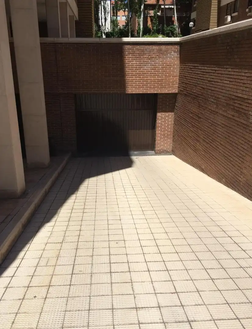 Individual en venda a Calle de Sorzano, imagen 3