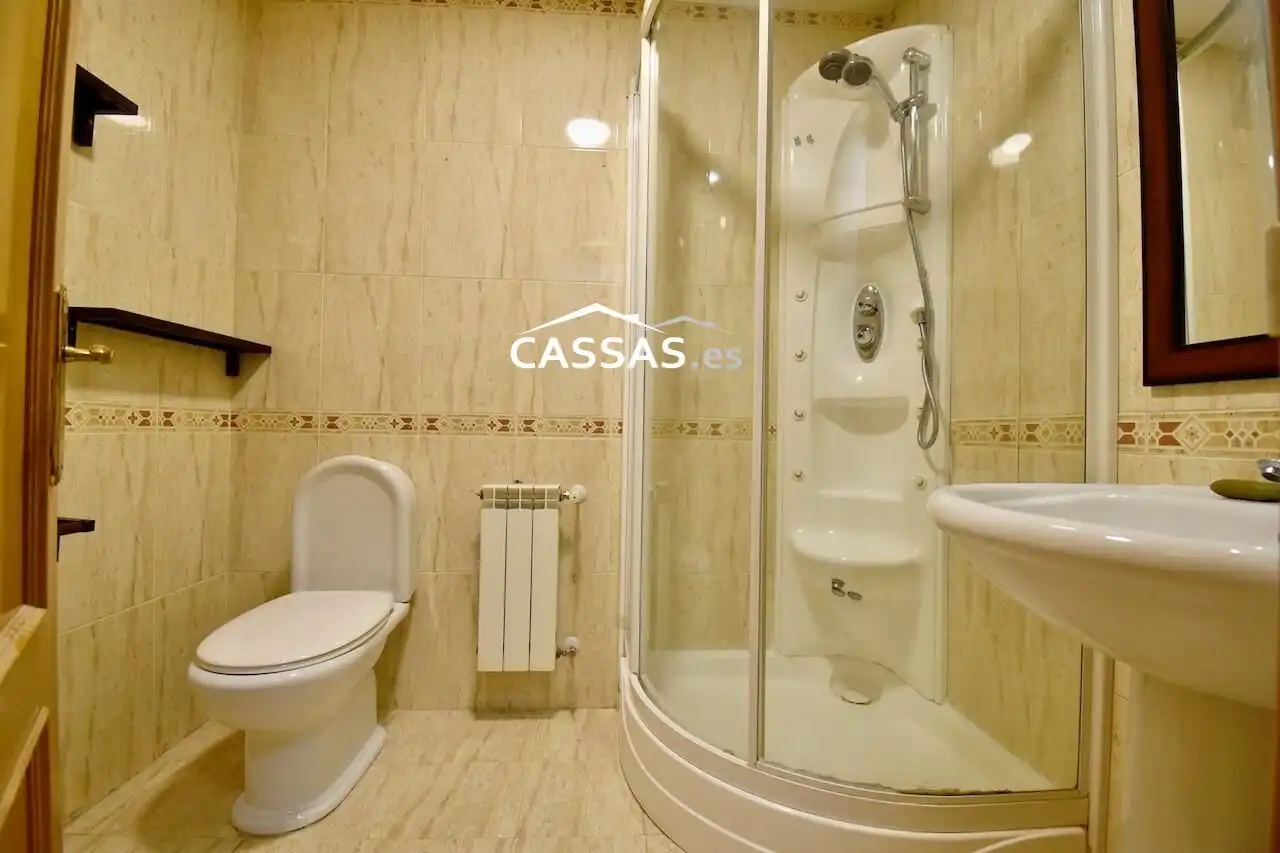 Baño de Planta baja en venta en Torrejón de Ardoz con Aire acondicionado y Piscina comunitaria