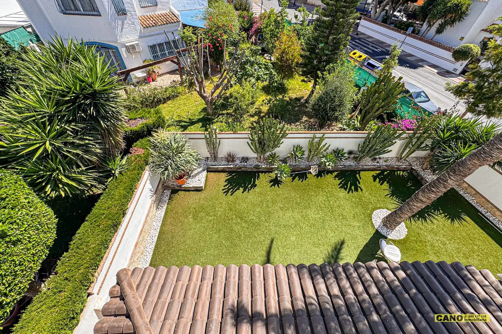 Garden of Houses for sale in Roquetas de Mar  with Terrace, Storage room and Swimming Pool