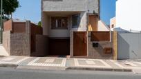 Exterior view of House or chalet for sale in Agüimes  with Air Conditioner, Heating and Private garden