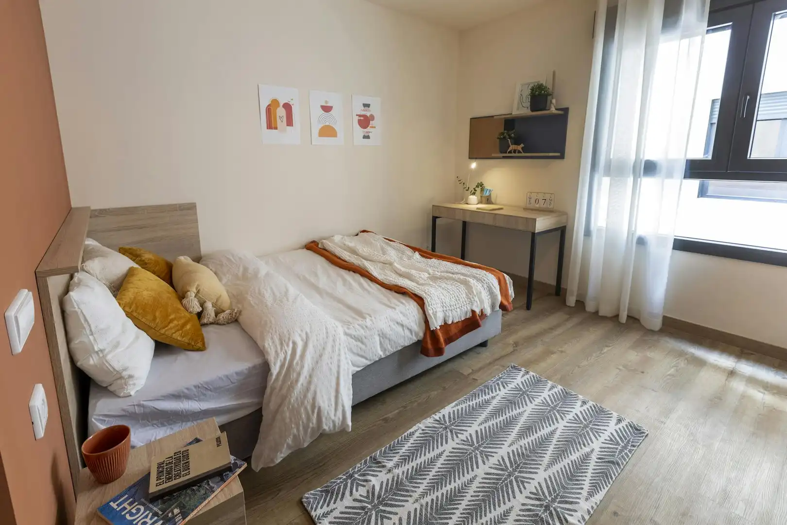 Habitación de Piso de alquiler en Valencia con Aire acondicionado, Calefacción y Amueblado