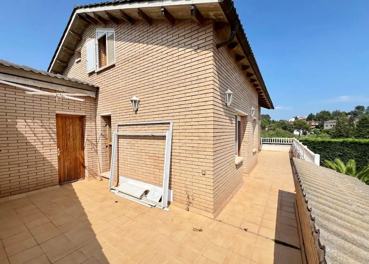 Vista exterior de Casa o xalet en venda en Castellnou de Bages amb Jardí privat, Terrassa i Traster