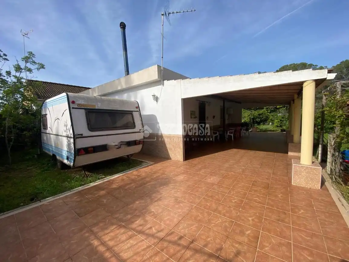 Finca rústica en venda a Los Palacios y Villafranca