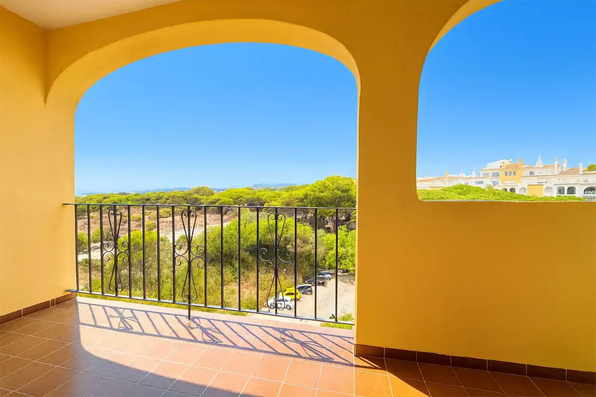 Terrassa de Apartament en venda en Marbella amb Aire condicionat, Moblat i Piscina comunitària