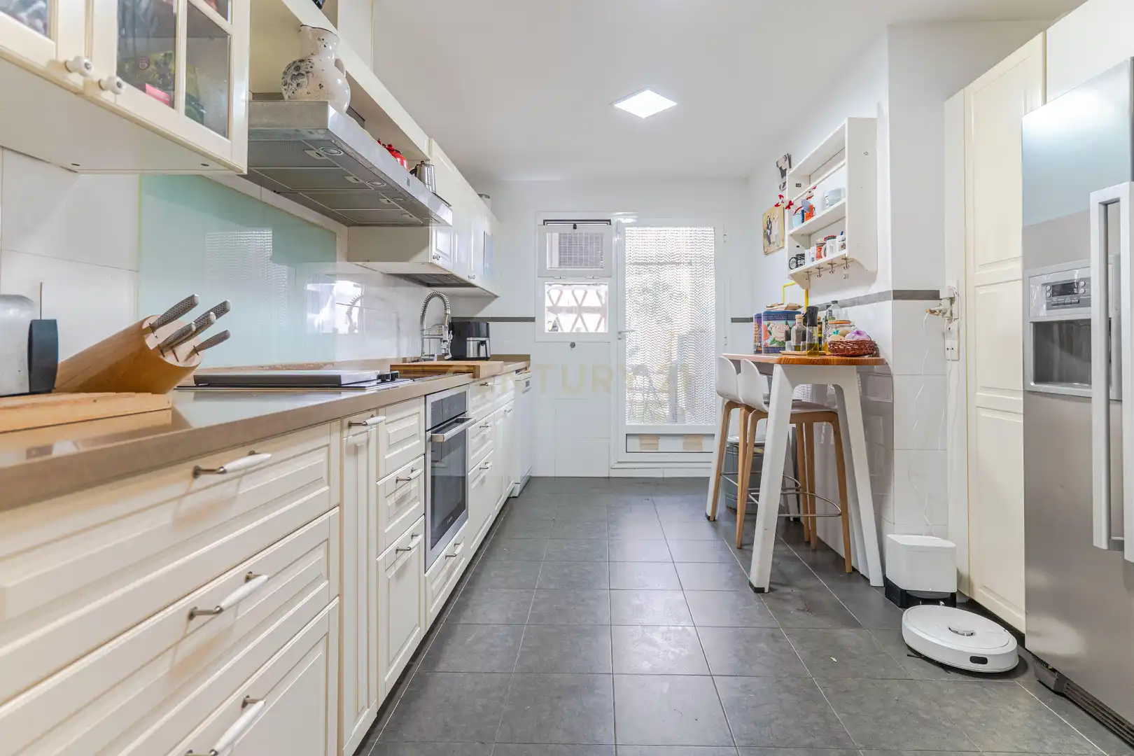 Cocina de Apartamento en venta en Rincón de la Victoria con Aire acondicionado, Trastero y Piscina