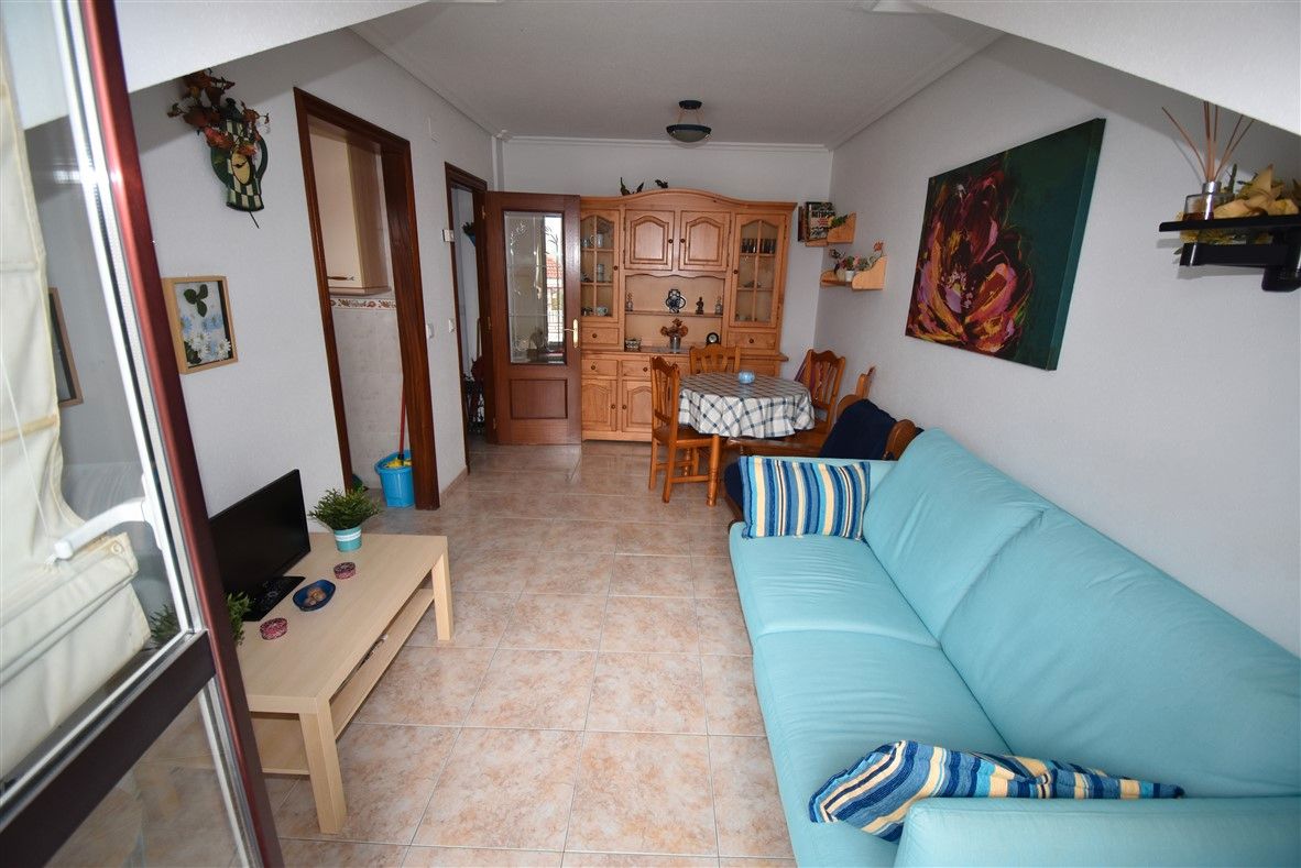 Sala d'estar de Àtic en venda en Meruelo amb Calefacció, Terrassa i Moblat