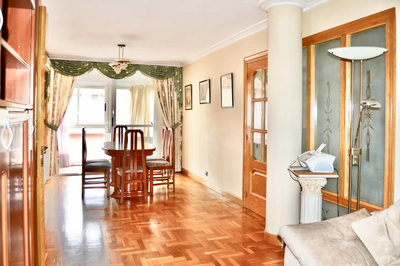 Comedor de Piso en venta en  Pamplona / Iruña con Aire acondicionado, Calefacción y Parquet