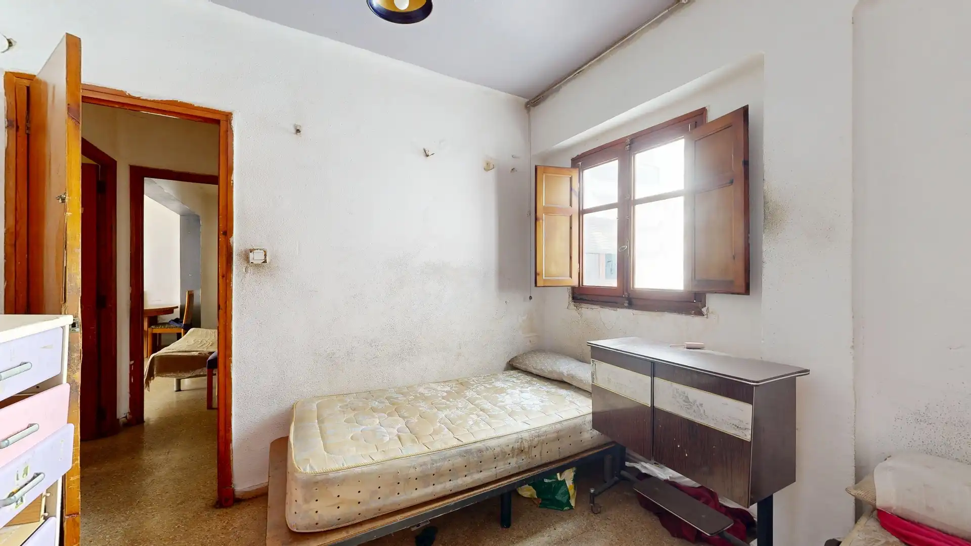 Habitación de Piso en venta en Torrent con Balcón
