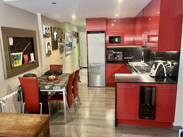 Piso con balcón en venta en Centro