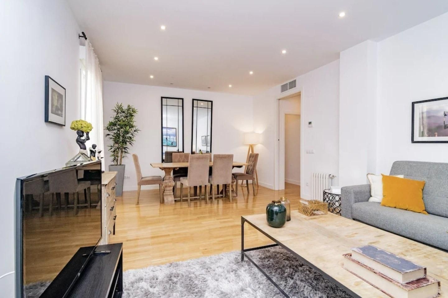 Sala d'estar de Apartament de lloguer en  Santa Cruz de Tenerife Capital amb Aire condicionat i Balcó