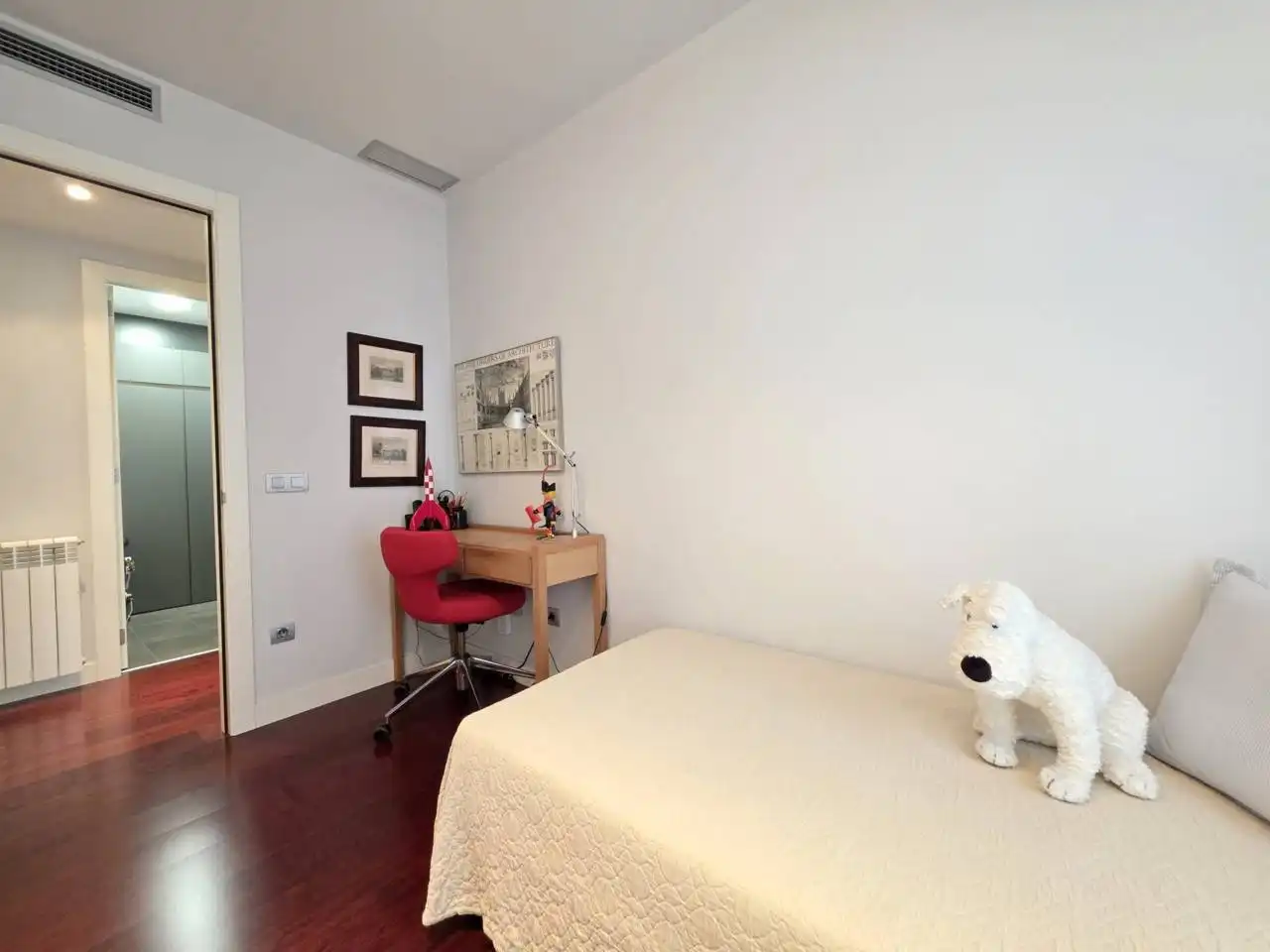 Schlafzimmer von Wohnungen zum Verkauf in Barcelona mit Klimaanlage, Heizung und Parkett