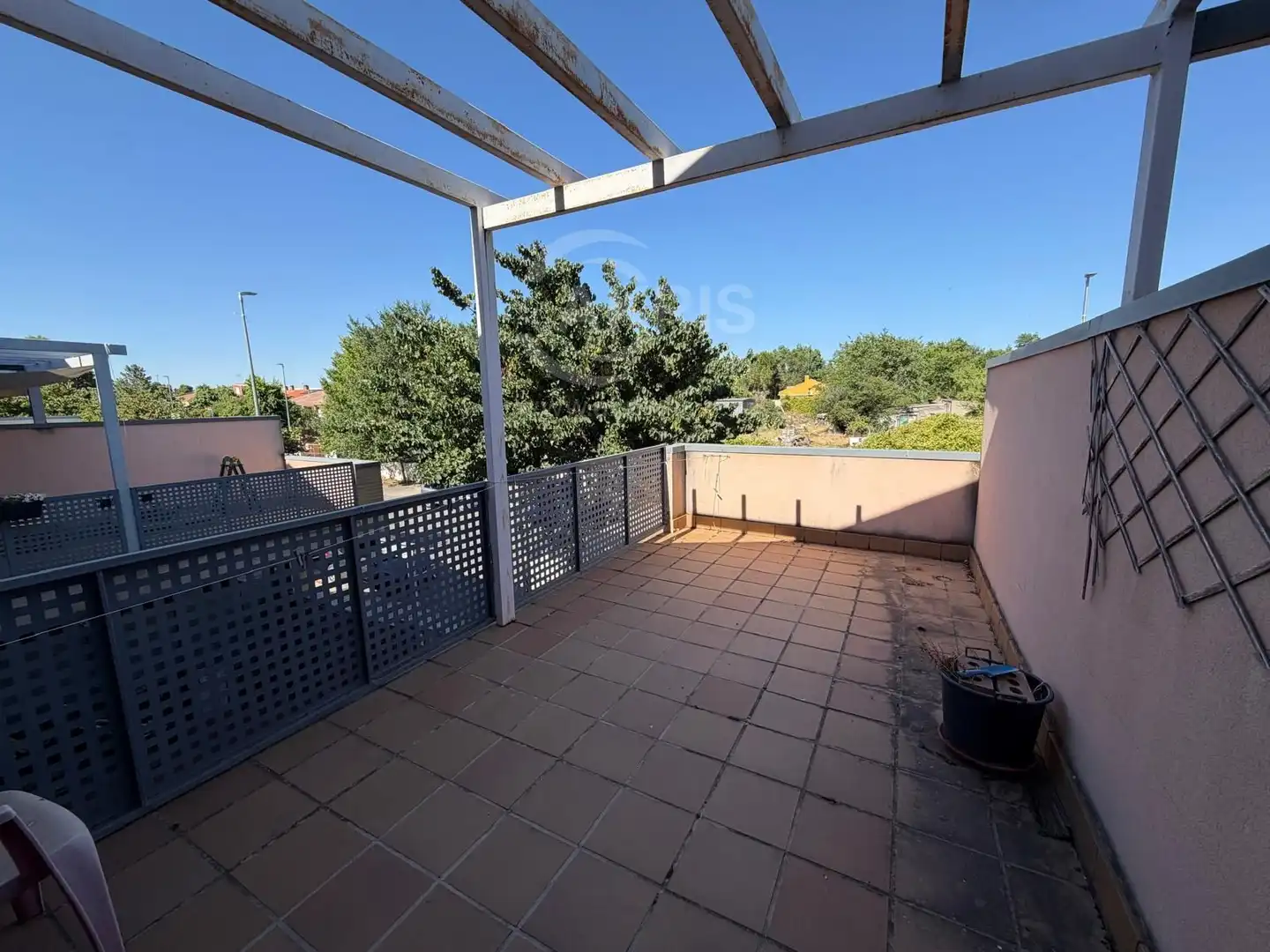Terrassa de Casa adosada en venda en Ontígola amb Aire condicionat, Calefacció i Jardí privat