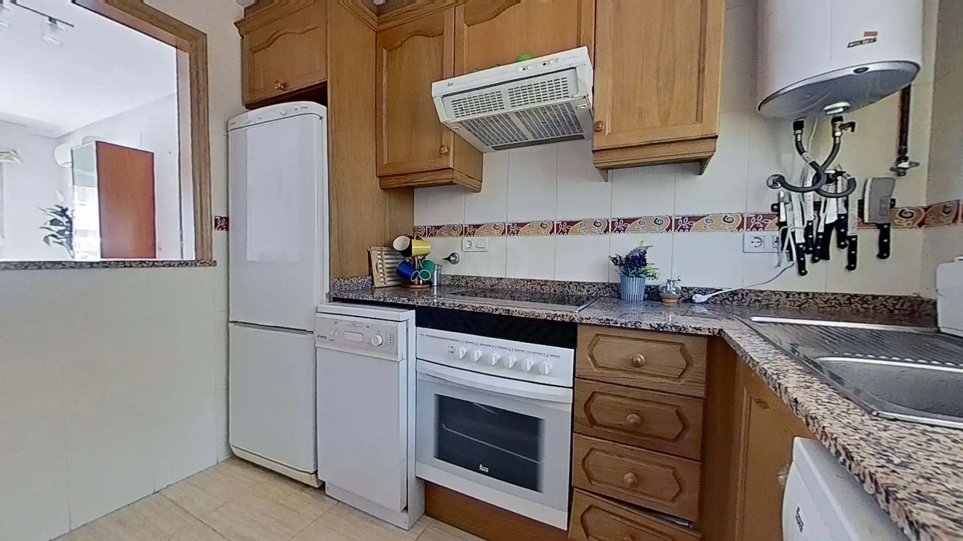 Kitchen of Flat for sale in Oropesa del Mar / Orpesa  with Air Conditioner, Heating and Terrace