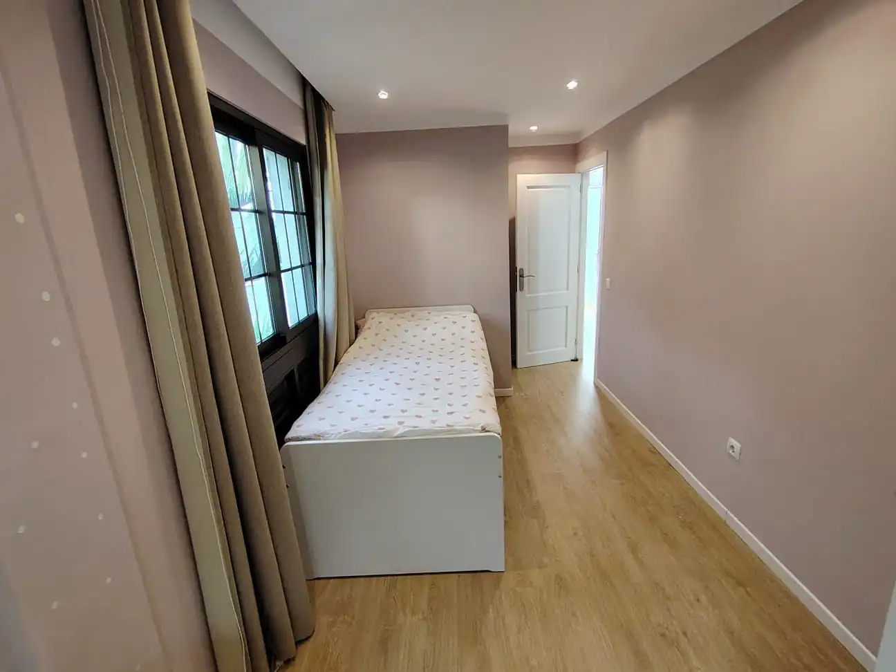Bedroom of Houses for sale in San Cristóbal de la Laguna  with Heating, Terrace and Storage room
