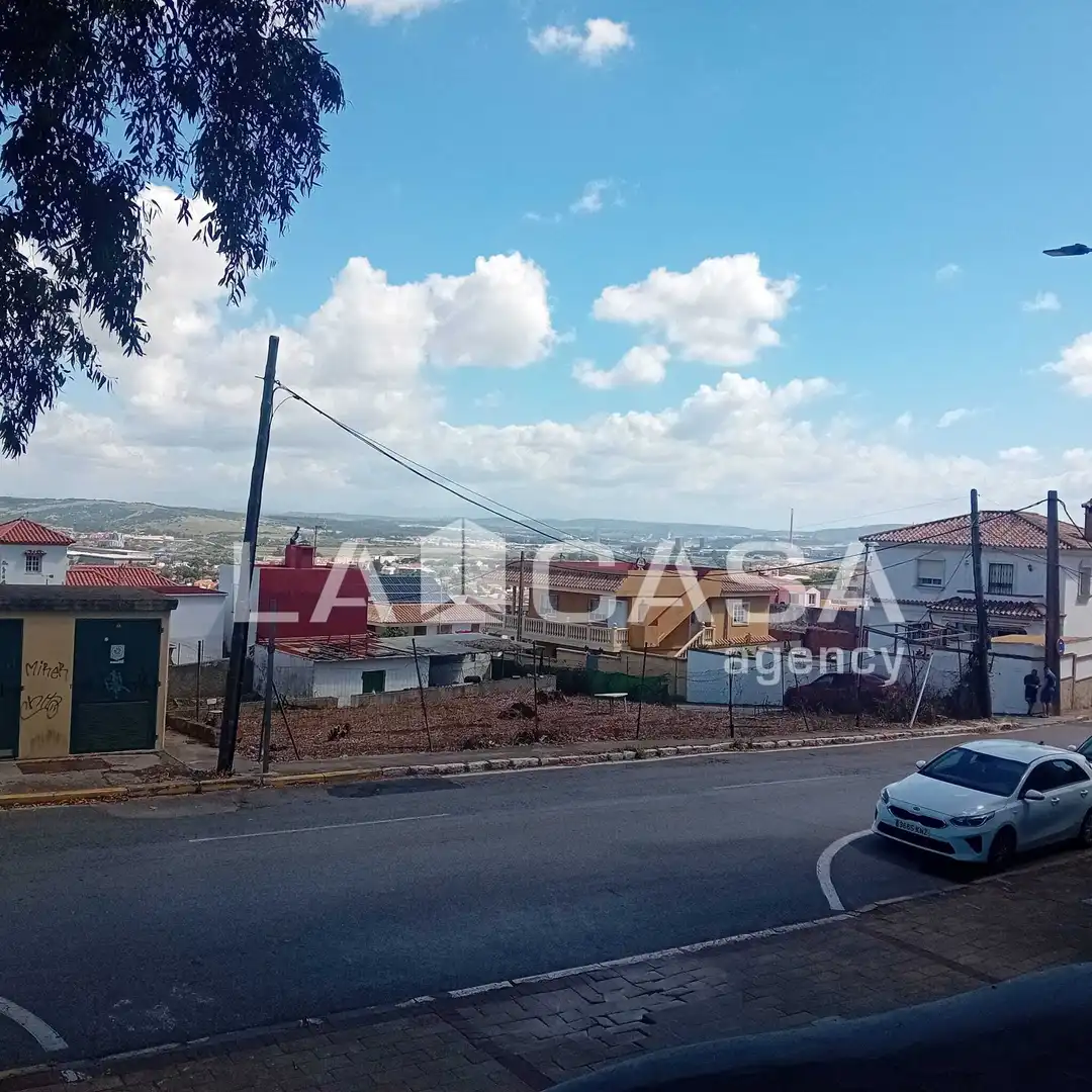 Terrenos y solares en venta en Calle la Begonia, imagen 2