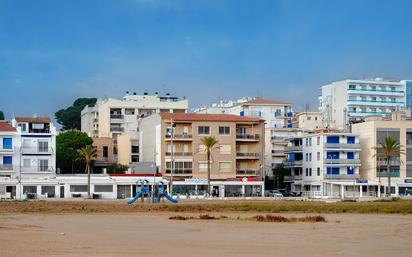 Exterior view of Flat for sale in El Vendrell  with Air Conditioner, Heating and Balcony