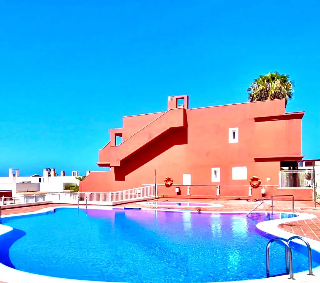 Swimming pool of Attic for rent in Chayofa