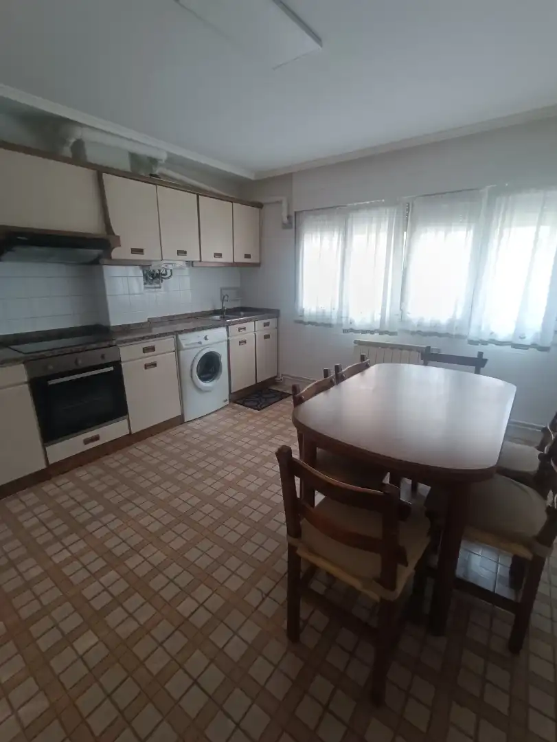 Kitchen of Flat for sale in Arrasate / Mondragón  with Heating, Storage room and Furnished