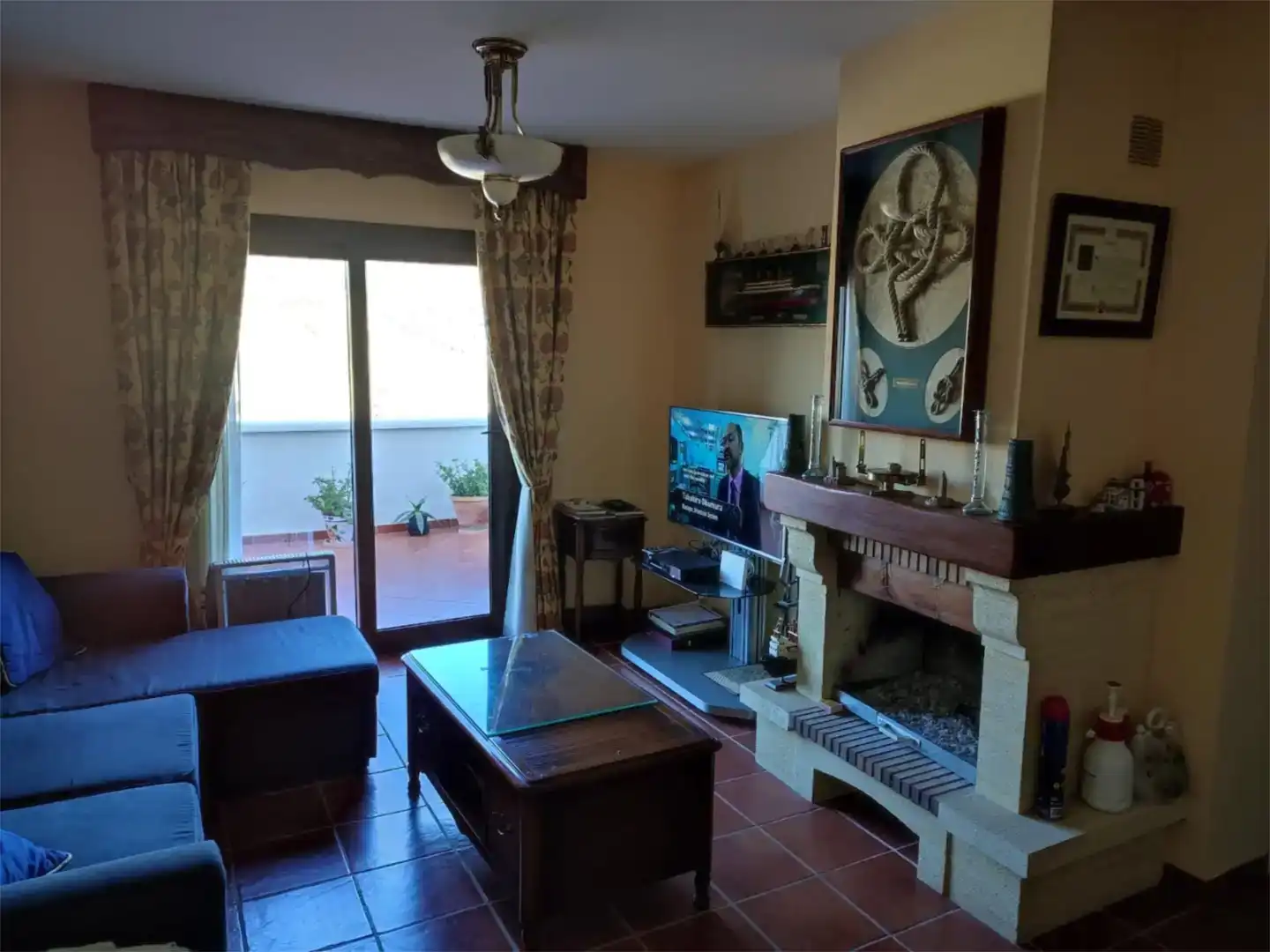 Sala d'estar de Dúplex en venda en Alcolea amb Aire condicionat, Traster i Moblat