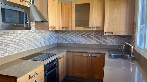 Foto 5 de Pis en venda a Calle Ernest Lluch, Valdenoja, Santander