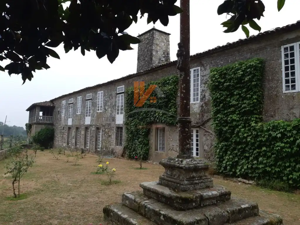 Vista exterior de Casa o chalet en venta en A Estrada 