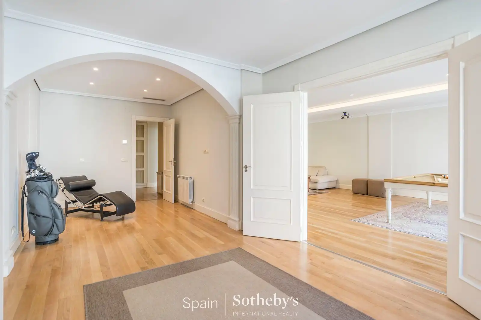 Apartments for rent in Madrid  with Air Conditioner, Heating and Storage room