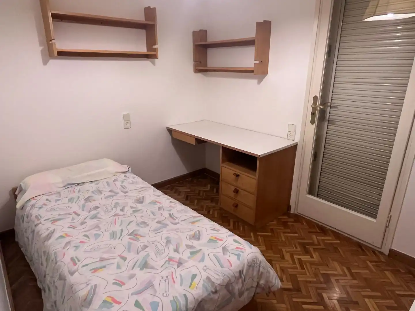 Habitación de Piso de alquiler en Terrassa con Aire acondicionado y Terraza