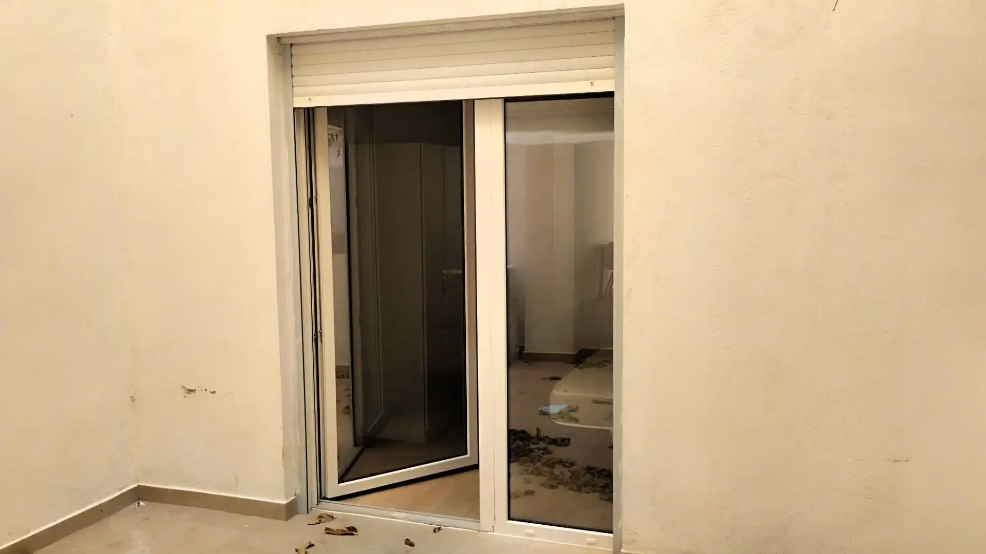 Ground floor for sale in Xirivella  with Air Conditioner, Terrace and Furnished