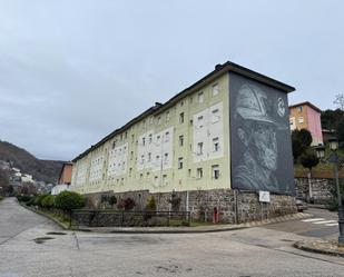 Außenansicht von Wohnungen zum verkauf in Igüeña mit Heizung