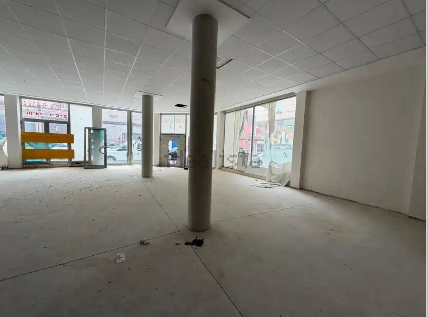 Local comercial en venta en Passatge Sud 5, imagen 6
