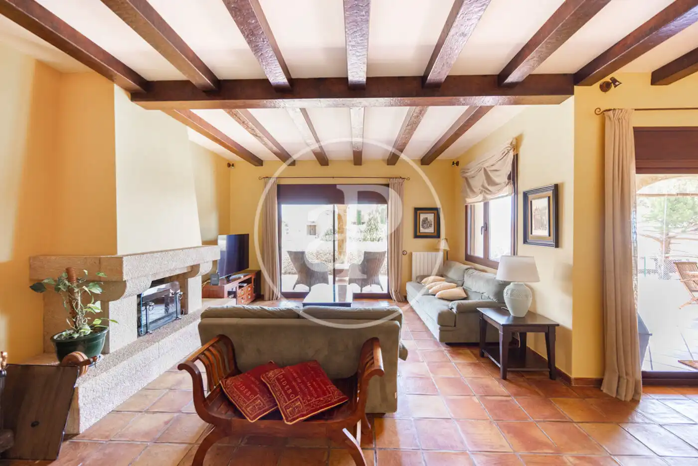 Sala de estar de Casa o chalet en venta en Argentona con Aire acondicionado, Calefacción y Jardín privado