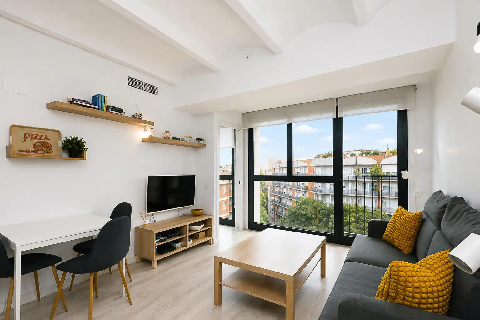 Sala de estar de Piso en venta en Barcelona con Aire acondicionado, Calefacción y Terraza