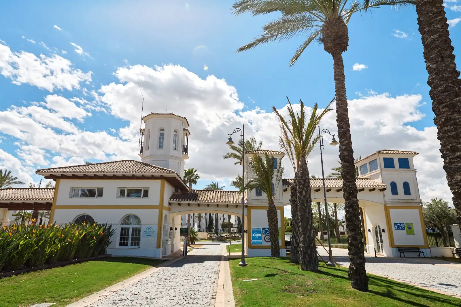 Vista exterior de Casa o chalet en venta en Torre-Pacheco con Aire acondicionado, Calefacción y Jardín privado