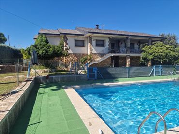 Villa con piscina in vendita a Las Zorreras - Monte Encinar