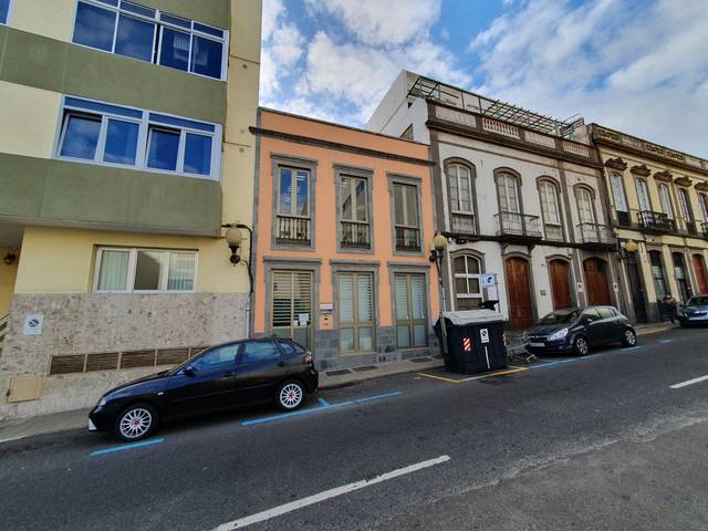 Oficina en Alquiler en Calle Buenos Aires, 33 en Triana
