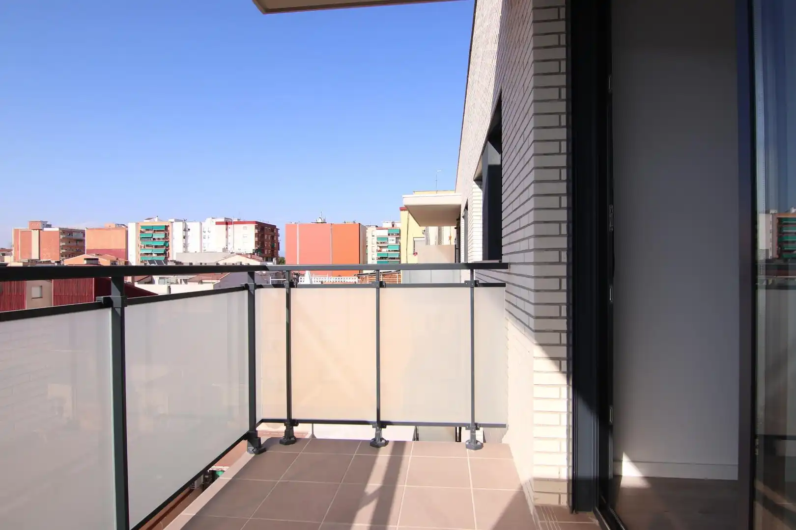 Terrasse von Wohnung zur Miete in Sabadell mit Klimaanlage, Heizung und Parkett