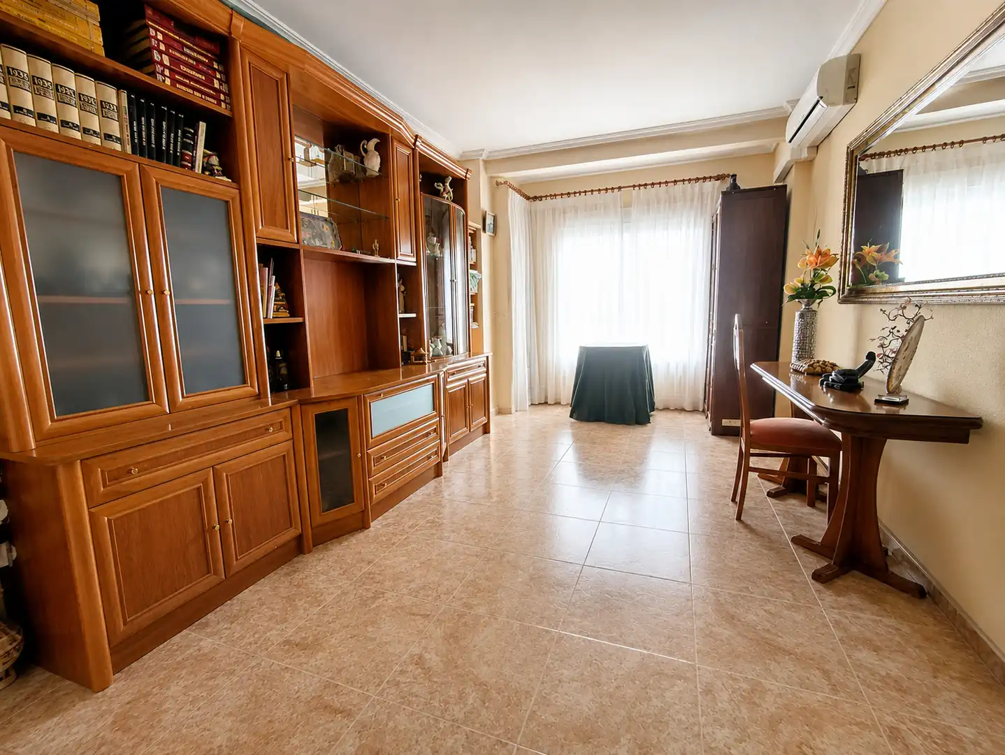 Living room of Flat for sale in Medina del Campo  with Air Conditioner, Heating and Terrace