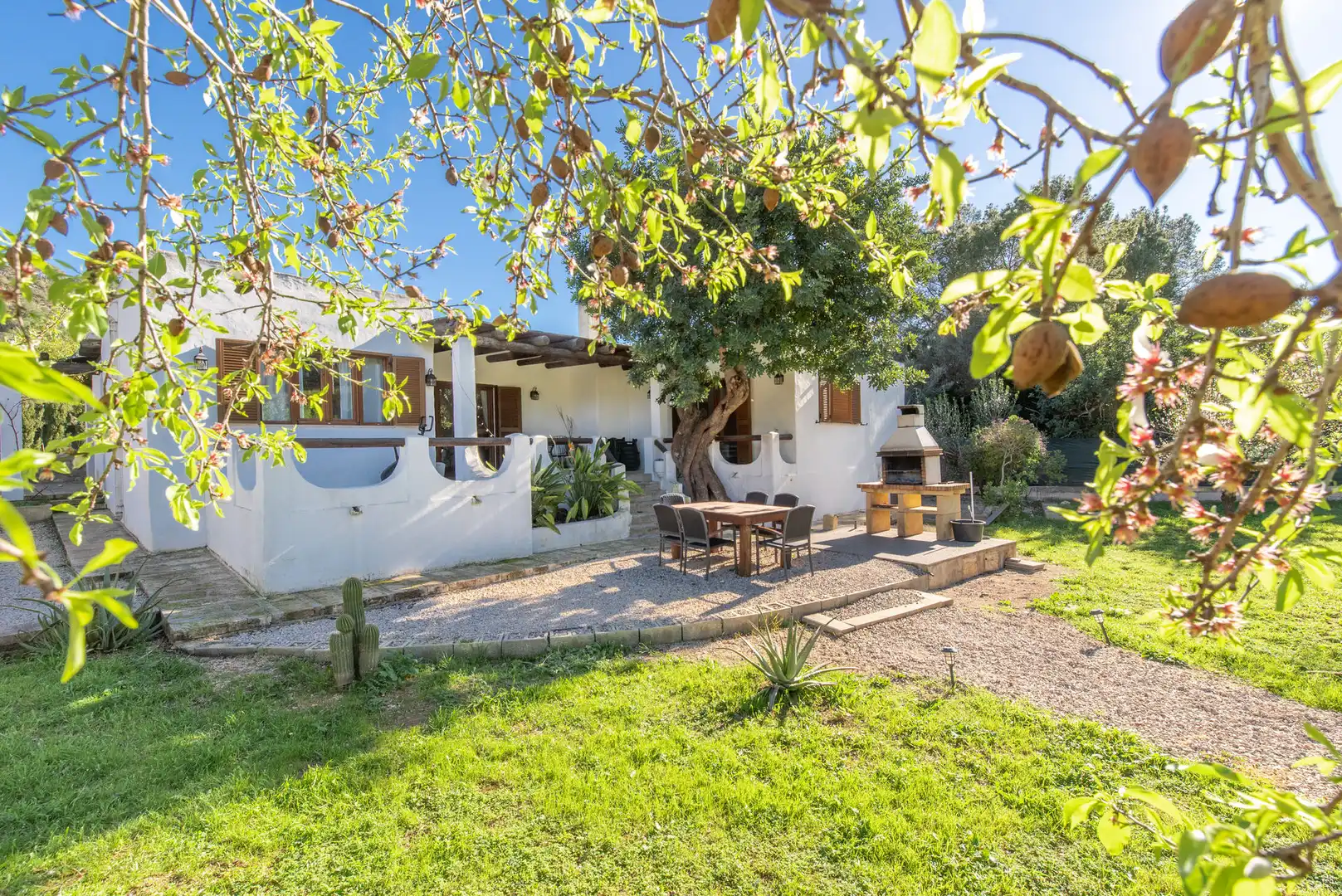 Garten von Country house zum Verkauf in Calvià mit Klimaanlage, Heizung und Terrasse