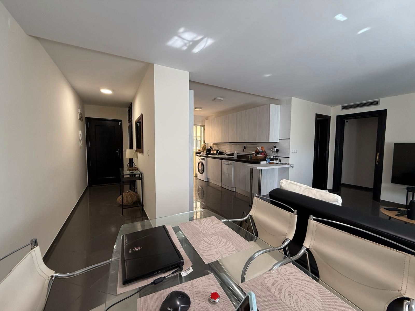 Flat for sale in  Valencia Capital  with Air Conditioner, Heating and Furnished