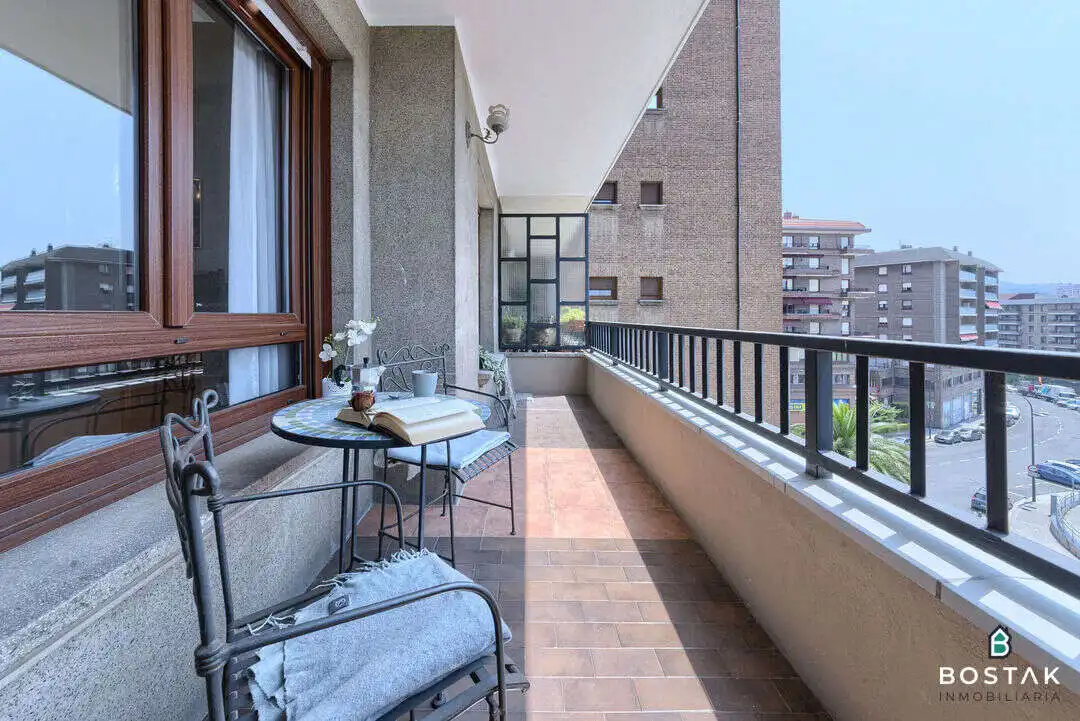 Terrasse von Wohnung zum Verkauf in Bilbao  mit Heizung, Terrasse und Möbliert