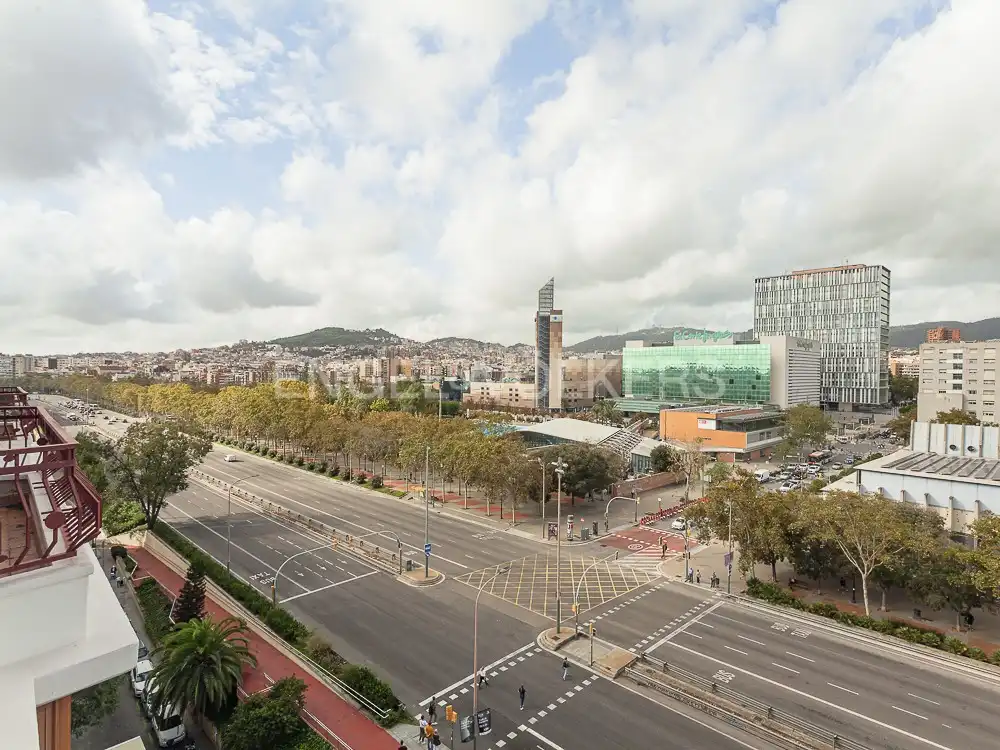 Außenansicht von Dachboden zum Verkauf in Barcelona mit Klimaanlage, Heizung und Terrasse