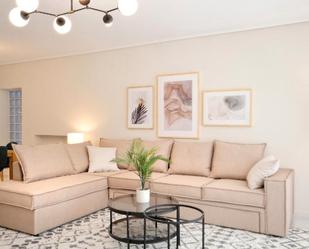 Living room of Flat to rent in Marbella  with Air Conditioner, Furnished and TV