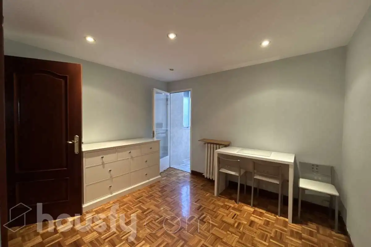 Wohnung zur Miete in Paseo de Juan Antonio Vallejo-Nájera Botas, Imperial