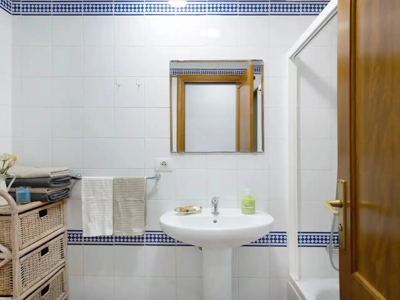 Badezimmer von Wohnung zur Miete in Caleta de Famara